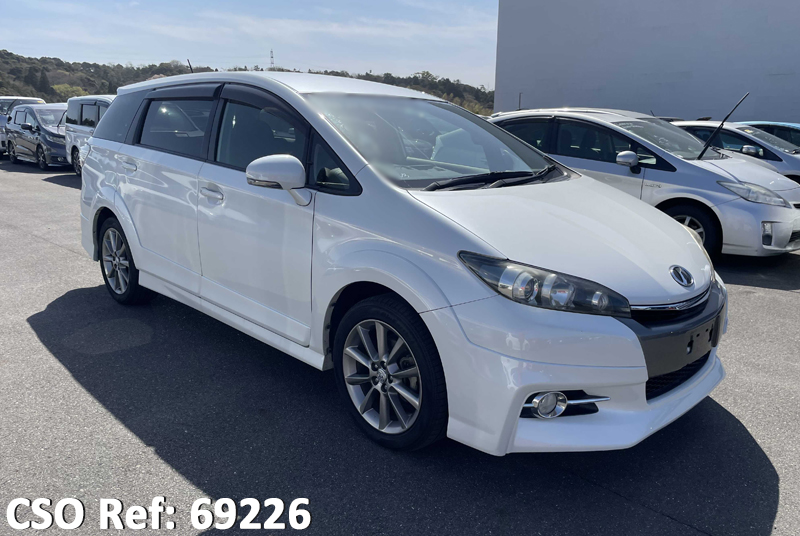 Toyota / Wish 2014